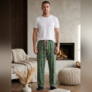 Magellan Christmas Lounge/Pajama Pants Green w/Holiday Gingerbread Pattern NWT